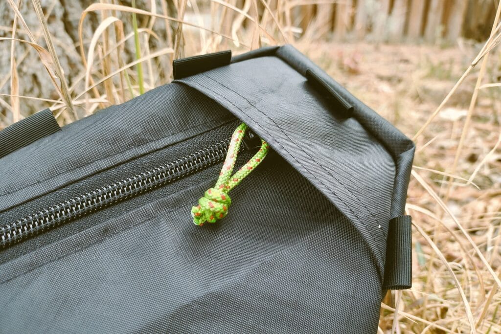 DIY bike frame bag zipper garage.